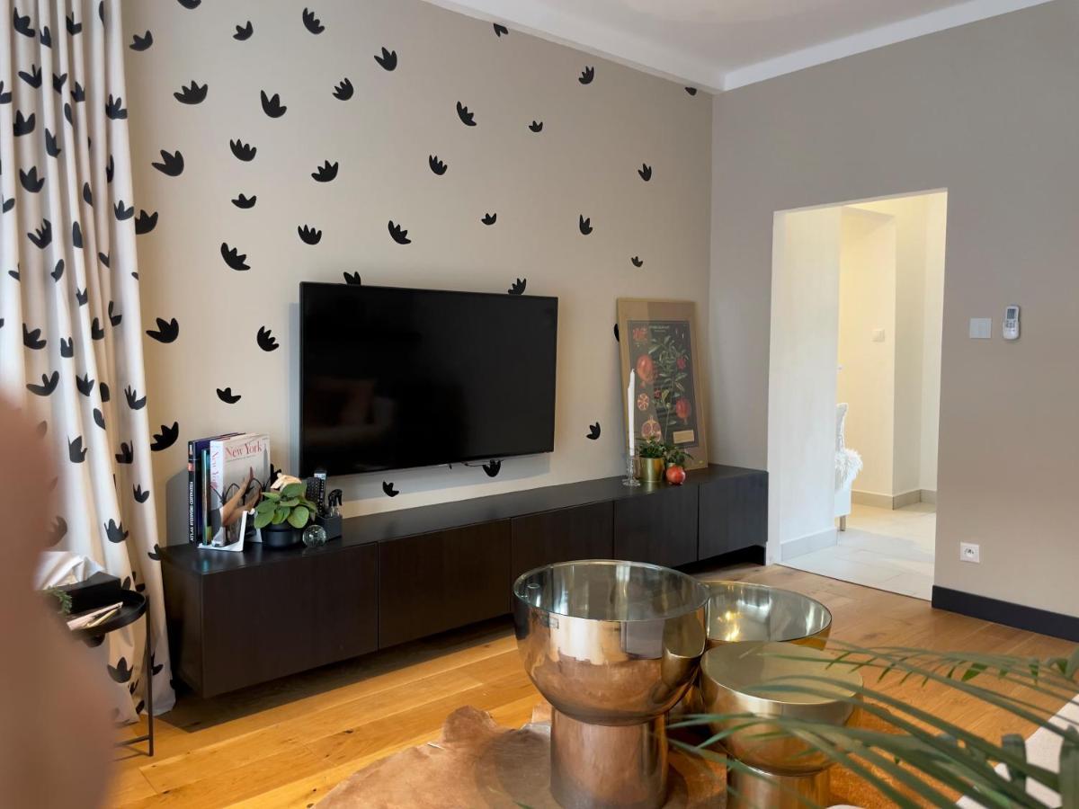 Sweet Home By Zoom Apartments Bratislava Luaran gambar