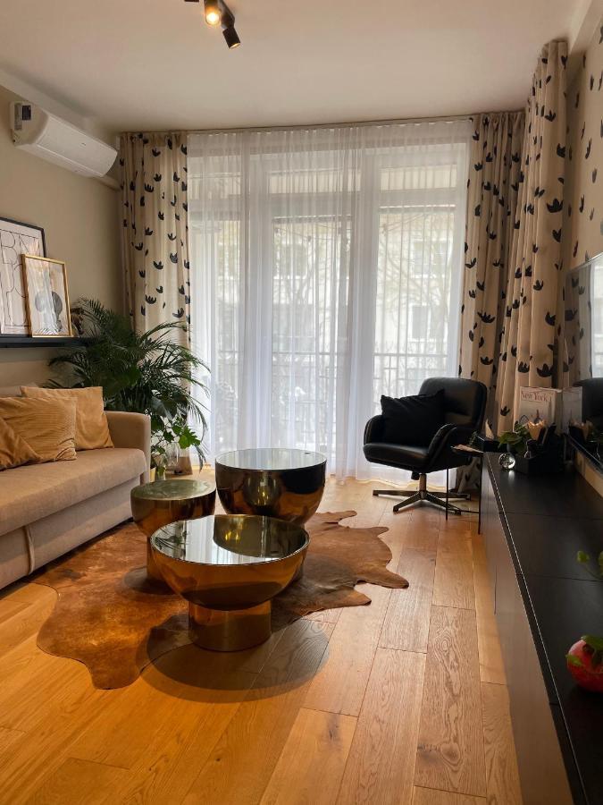 Sweet Home By Zoom Apartments Bratislava Luaran gambar